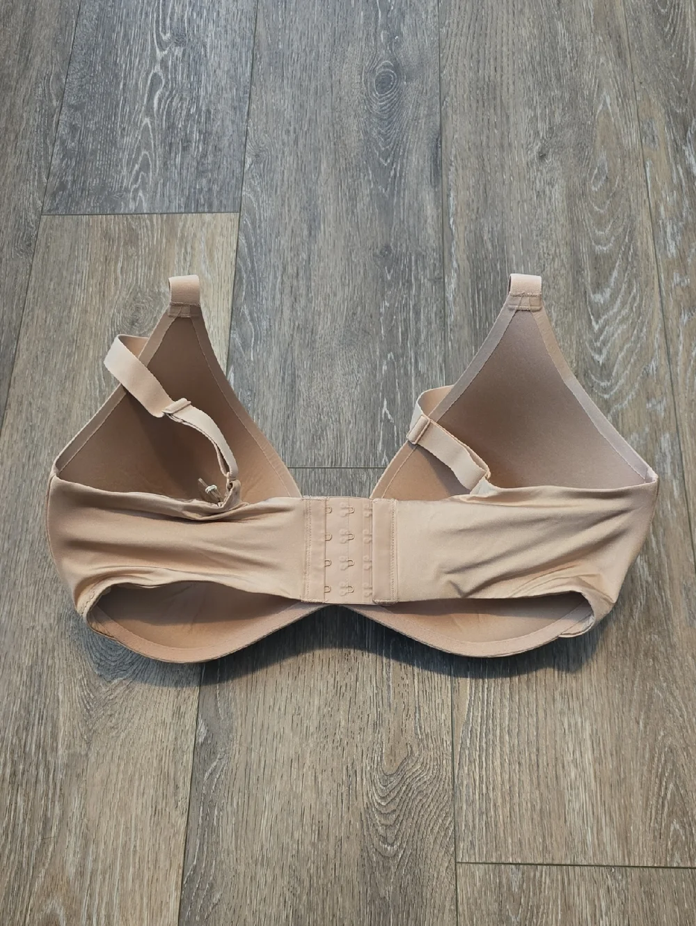 SKIMS Kim Kardashian Women's 38DDD Wireless Form Super Push Up Bra New w/ Tags! - Picture 2 of 4